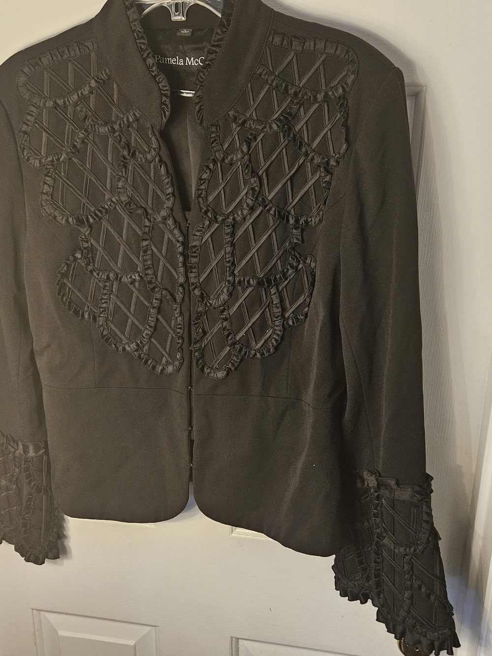 Pamela McCoy Black Ruffle-Trim Textured Blazer